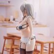 BANPRESTO Uzaki-Chan Qants to Hang Out! Uzaki Tsuki Glitter & Glamours figure 27cm