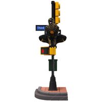 Spider-Man D-Stage Black & Gold Suit 82163