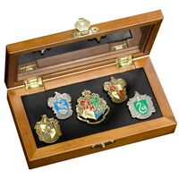 Harry Potter Houses Collection 5 Pins + Hogwarts NN7374