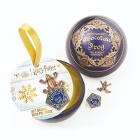 THE CARAT SHOP Harry Potter Chocolate Frog Pin + Christmas ball
