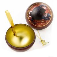 THE CARAT SHOP Fantastic Beasts Niffler necklace + Christmas ball