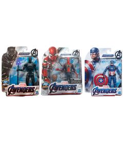 HASBRO Size: 15cm. Articulated figure. Contains accessories.