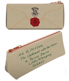 Harry Potter Hogwarts Letter pencil case 5051265724588