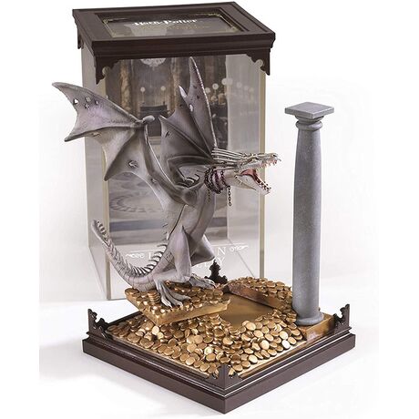 Magic Creature Harry Potter Ukrainian Ironbelly Dragon NN7670