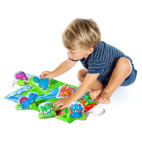 MOLTO Tapestry dinos