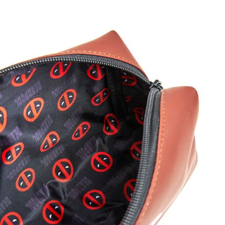 Marvel Deadpool vanity case 8445484137057