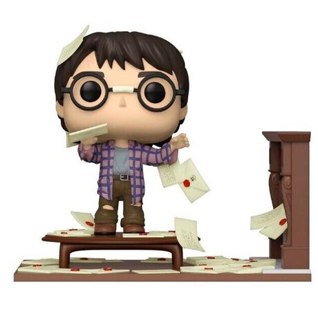 Funko Pop! Deluxe Harry Potter Anniversary Harry Potter with Hogwarts Letters Exclusive 136