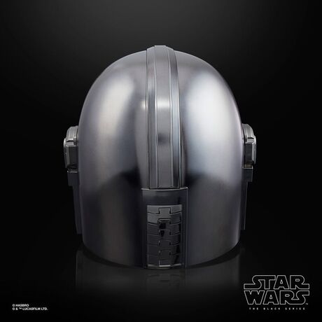 HASBRO Star Wars The Mandalorian electronic helmet