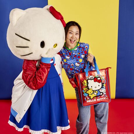 Loungefly - Hello Kitty and Friends 50th Anniversary Tote Bag with Coin Bag 27cm