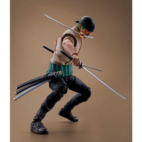 One Piece Netflix Series Roronoa Zoro S.H. Figuarts figure 14,5cm 4573102657688