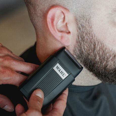 Wahl Super Close 3616-0470  AC/Battery Black