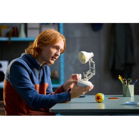 LEGO IDEAS 21357 Disney Pixar Luxo Jr.