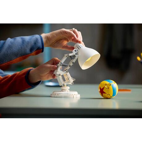 LEGO IDEAS 21357 Disney Pixar Luxo Jr.