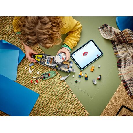 LEGO CITY 60456 Police Boat Chase