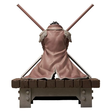 BANPRESTO One Piece Roger Pirates Roger The King of the Pirates Ichibansho figure 13cm