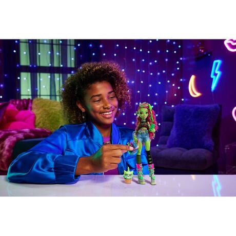 MATTEL Monster High Venus McFlytrap doll