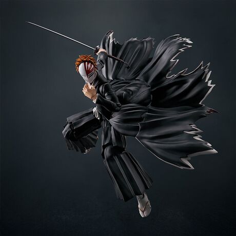 TAMASHII NATIONS Bleach Ichigo Kurosaki Getsugatensho S.H. Figuarts figure 15,5cm