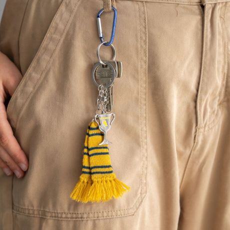 ERIK Harry Potter Hufflepuff scarf keychain
