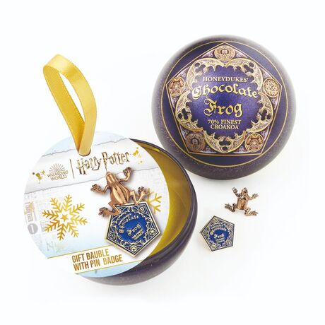 THE CARAT SHOP Harry Potter Chocolate Frog Pin + Christmas ball THE CARAT SHOP Harry Potter Chocolate Frog Pin + Christmas ball