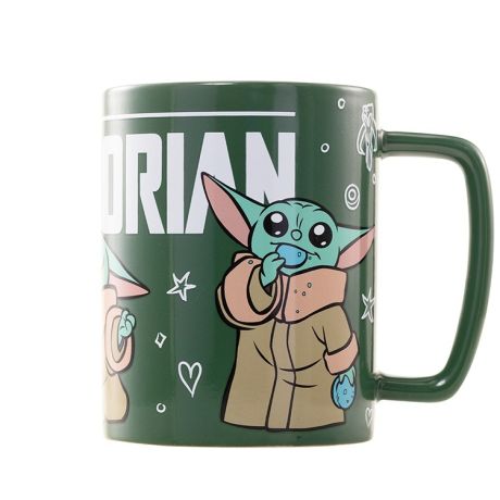 PYRAMID Star Wars Mandalorian Grogu Mug with teddy bear cover 440ml