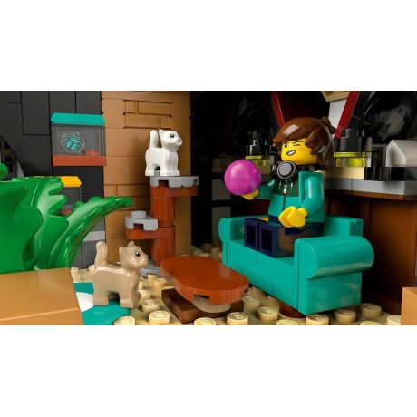 LEGO ICONS 10350 Tudor Corner