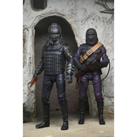 NECA Planet of the Apes General Ursus figure 18cm