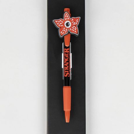 CERDÁ Stranger Things stationery set