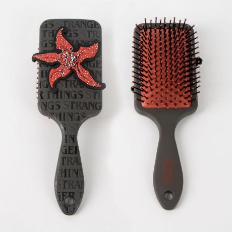 CERDÁ Stranger Things Hairbrush