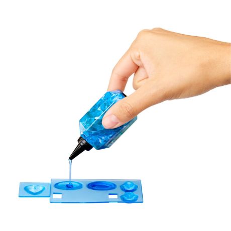 MGA Rainbow High Crystal Fashion Skyler doll