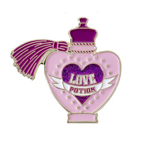 THE CARAT SHOP Harry Potter Love Potion pin badge