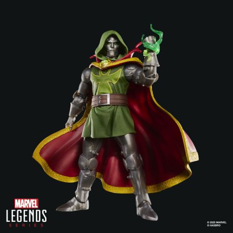 HASBRO Marvel Legends Series Emperor Doom figure 15cm