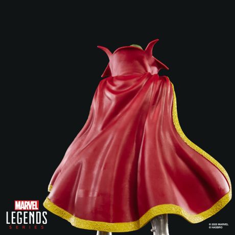 HASBRO Marvel Legends Series Emperor Doom figure 15cm