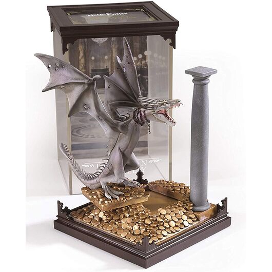 Magic Creature Harry Potter Ukrainian Ironbelly Dragon NN7670