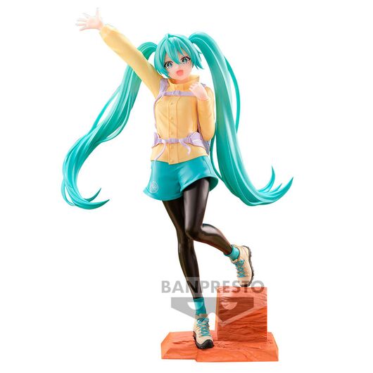 Hatsune Miku Mountain Climbing Holiday Memories figure 20cm 4983164896145