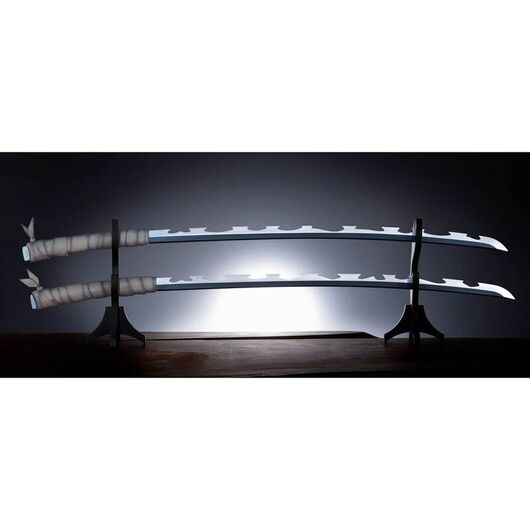 TAMASHII NATIONS Demon Slayer Kimetsu No Yaiba Inosuke Hashibira Nichirin Sword replica 93cm