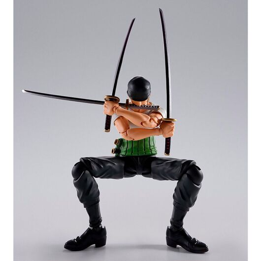 One Piece Roronoa Zoro Romance Dawn S.H Figuarts figure 15cm 4573102666253